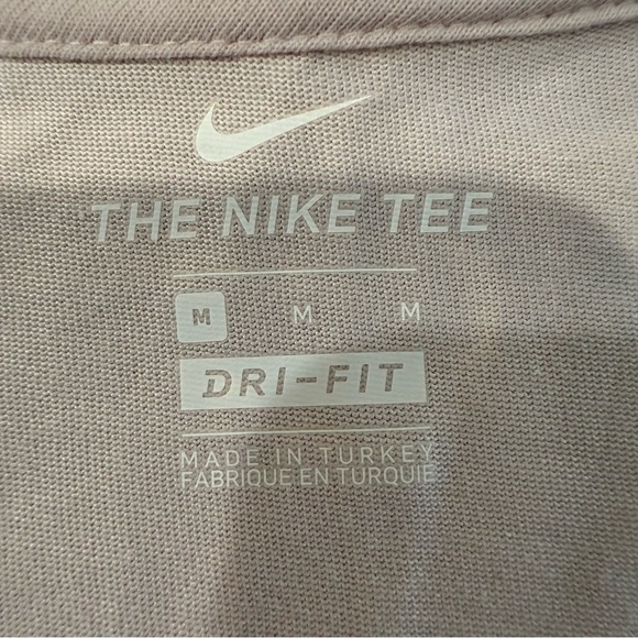 Nike The Nike Tee Dri-Fit Sleeveless Swoosh Athletic TankTop Womens Medium Pink - Picture 4 of 7
